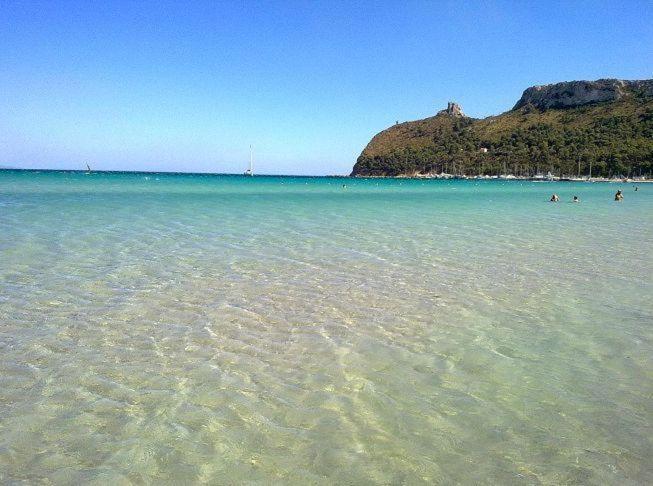 Appartamento Per 4 Persone Al Poetto Di กาญารี ภายนอก รูปภาพ